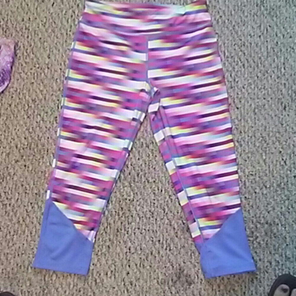 Size 10-12 Althetic capris